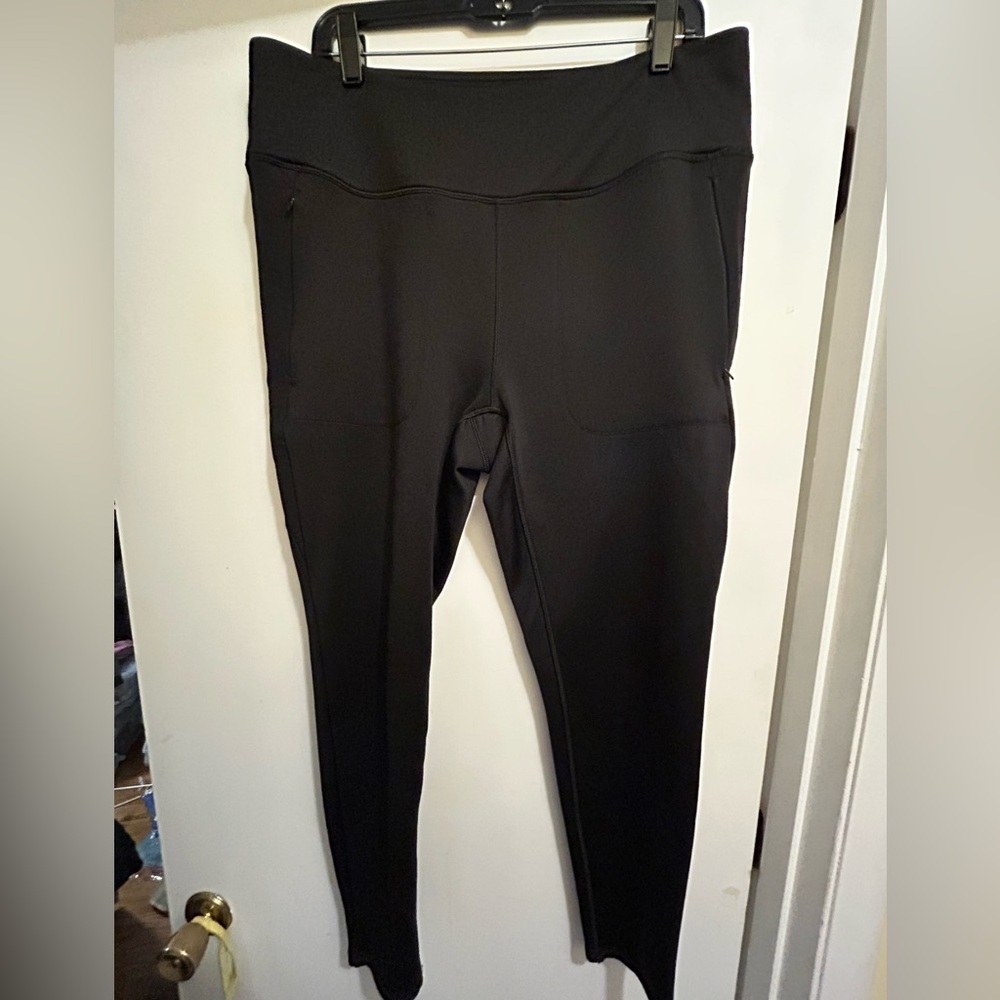 Spyder Active Warm Women’s Black Performance Leggings with Zip Pockets, Sz XL